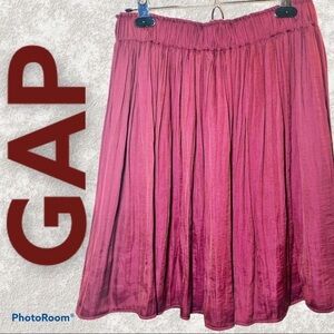 GAP Lightweight Silky Flowy Maroon Red Skirt, Size Small (Tall)